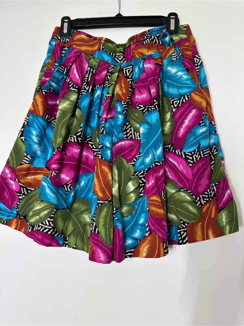 Vintage Cristin Steven’s Vibrant Multi-Color Floral A-Line Short
